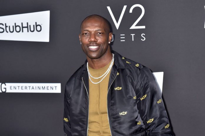 Terrell Owens 'grateful for no injuries' after a scary car accident

