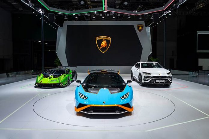 Lamborghini presents three supercars at the Shanghai Auto Show

