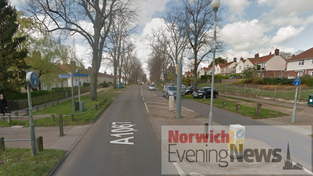 Car and truck accident on Drayton Road in Norwich Car News Daily