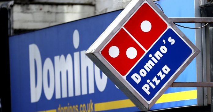 After a successful test in Great Britain, Domino's is launching a new in-car collection in the Stevenage store


