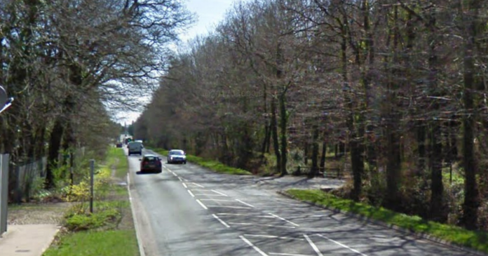 Woman trapped in car after three car accident in Bovey Tracey

