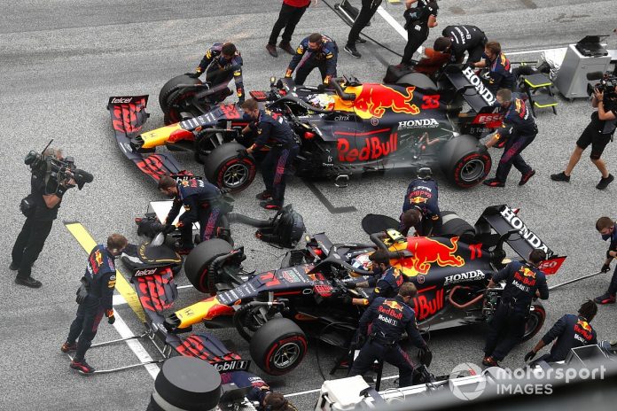 Horner: Red Bull not sacrificing 2022 F1 car with current upgrade push