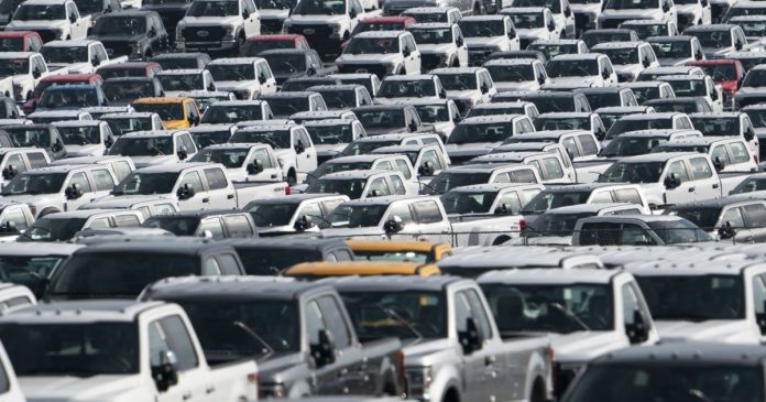 Car buyers pay as the prospect of chip shortages diminishes

