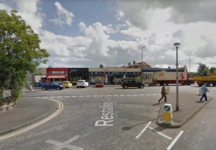 Investigation into attempted murder after a 34-year-old man was hit by a car paved on the Edinburgh sidewalk

