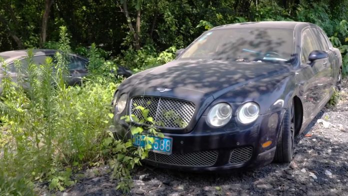 Video shows supercars rotting in the Chinese car junkyard

