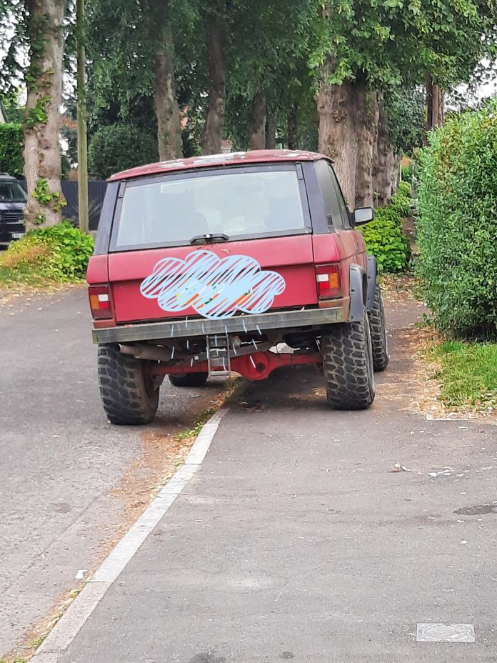 Car blocking the sidewalk in Fordingbridge had expired MOT

