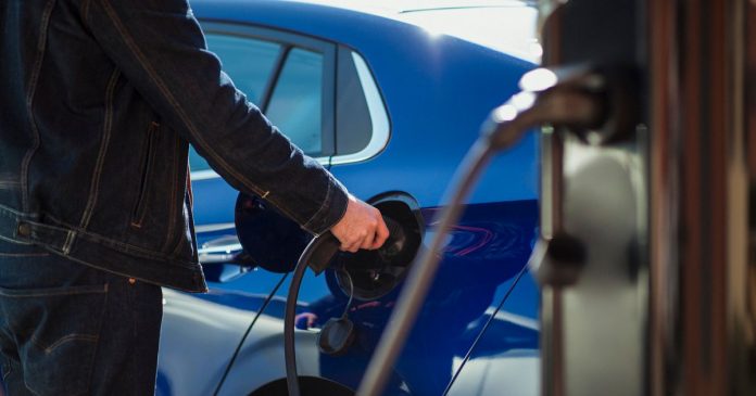 Boris Johnson fails to replenish charging stations for electric cars outside of London


