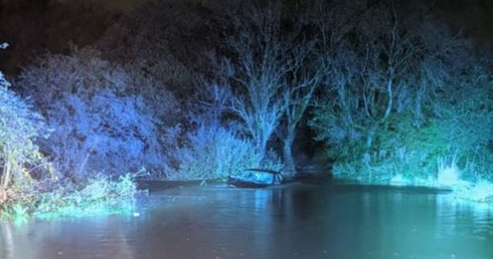 Motorists warned after car was swept away in Vale of Glamorgan in high tide

