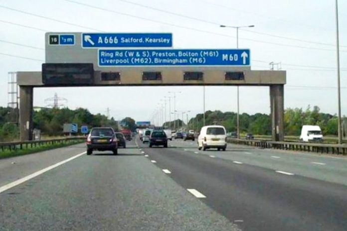 M60: woman dies after car accident

