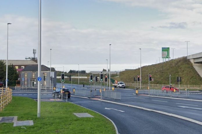 Drivers hospitalized after rollover in Widnes

