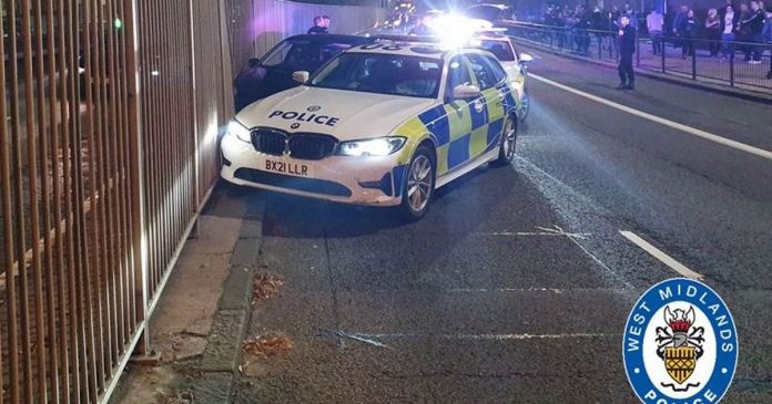 VW Golf moment police corner in Birmingham city center when car rams two police vehicles


