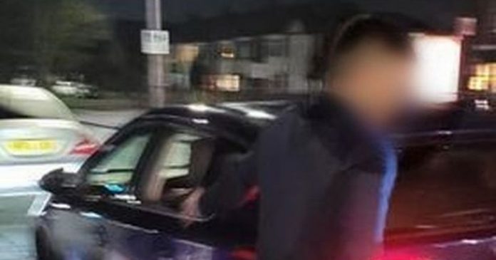 The taxi driver locked a woman in the car and told her: 