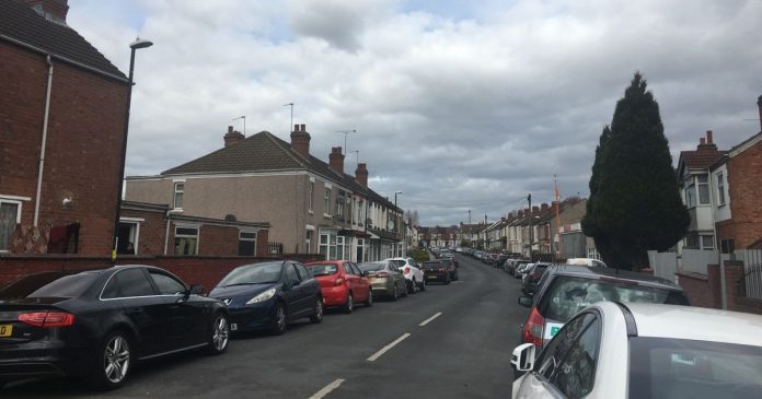 Troublesome car sellers cause havoc for residents by blocking up Coventry roads
