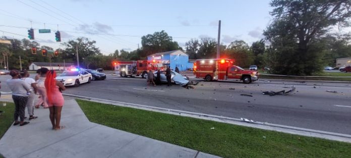 Car accident blocks lanes near Family Dollar on Moncrief Road
